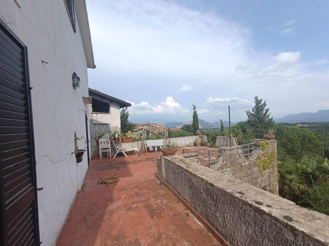 Palazzo a Marzano Appio, foto 3