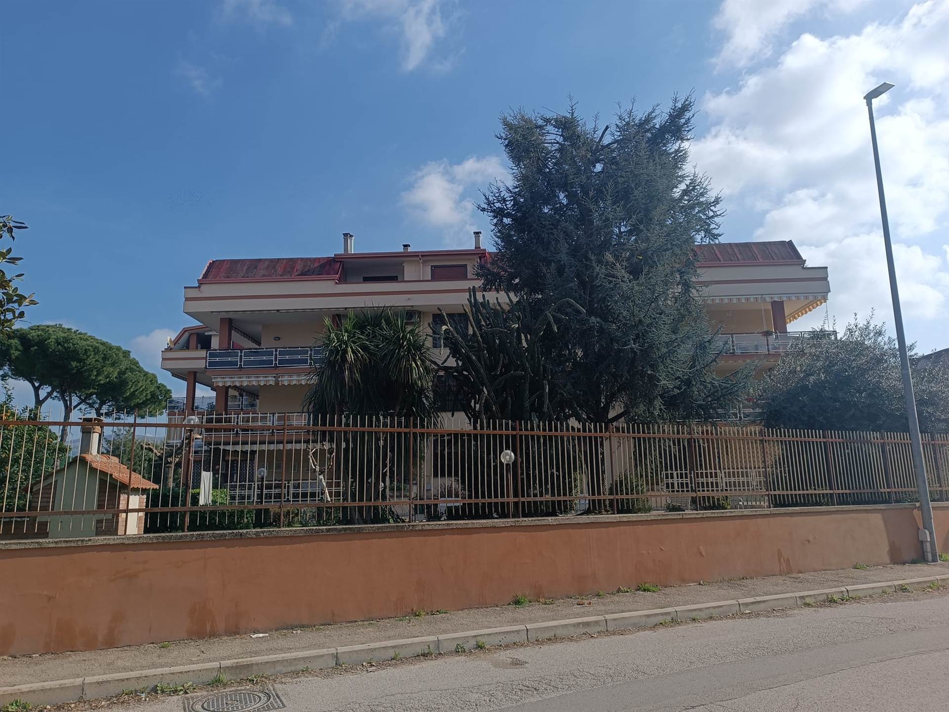 Box auto a Caserta, foto 5