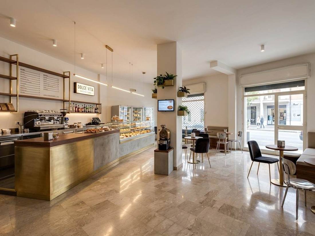 Il locale di Macerata Campania come apparirebbe con un bar: render progettuale.