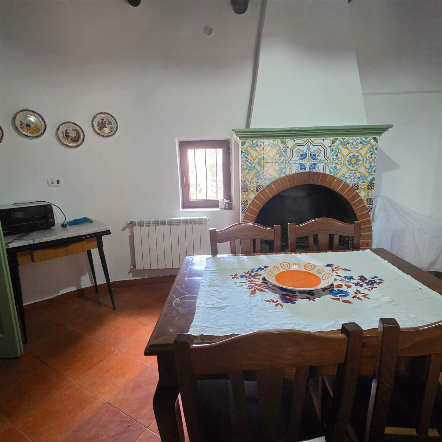 Palazzo in vendita a Marzano Appio, Via Finelli
